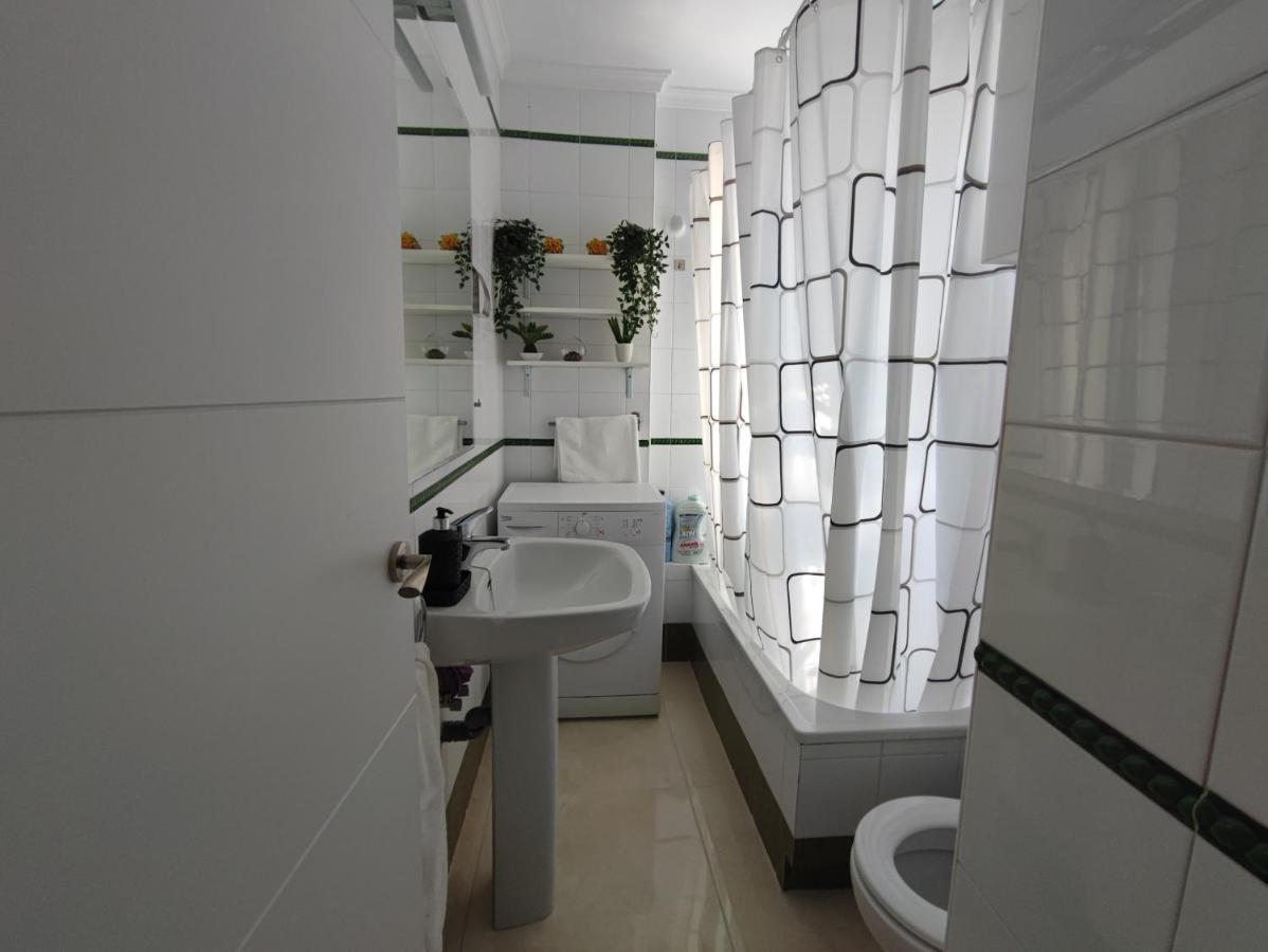 Hercules Paradise 531 Apartamento Con Vistas Al Mar Mediterraneo En Benalmadena A Pasos Del Centro Y Su Vibrante Zona Comercial Disfruta De Una Experiencia Unica En La Costa Del Sol Malaga Andalucia Well-Connected To The Airport Extérieur photo