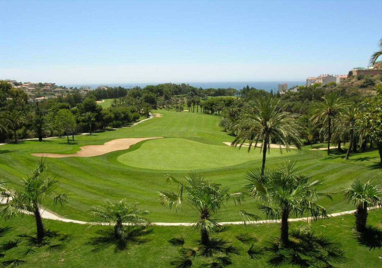 Hercules Paradise 531 Apartamento Con Vistas Al Mar Mediterraneo En Benalmadena A Pasos Del Centro Y Su Vibrante Zona Comercial Disfruta De Una Experiencia Unica En La Costa Del Sol Malaga Andalucia Well-Connected To The Airport Extérieur photo