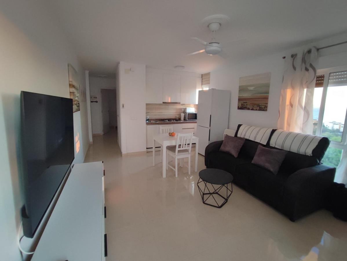 Hercules Paradise 531 Apartamento Con Vistas Al Mar Mediterraneo En Benalmadena A Pasos Del Centro Y Su Vibrante Zona Comercial Disfruta De Una Experiencia Unica En La Costa Del Sol Malaga Andalucia Well-Connected To The Airport Extérieur photo