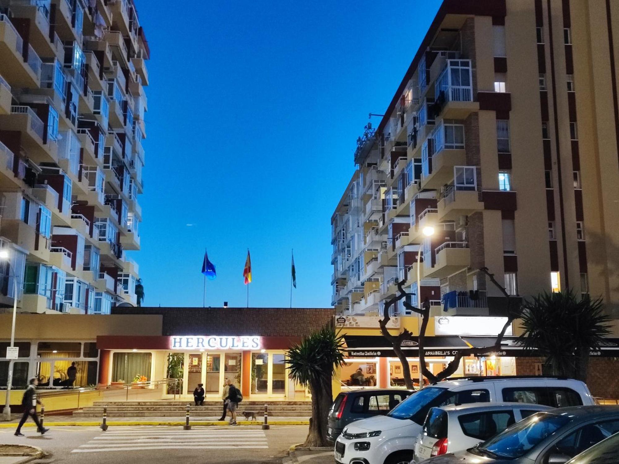 Hercules Paradise 531 Apartamento Con Vistas Al Mar Mediterraneo En Benalmadena A Pasos Del Centro Y Su Vibrante Zona Comercial Disfruta De Una Experiencia Unica En La Costa Del Sol Malaga Andalucia Well-Connected To The Airport Extérieur photo