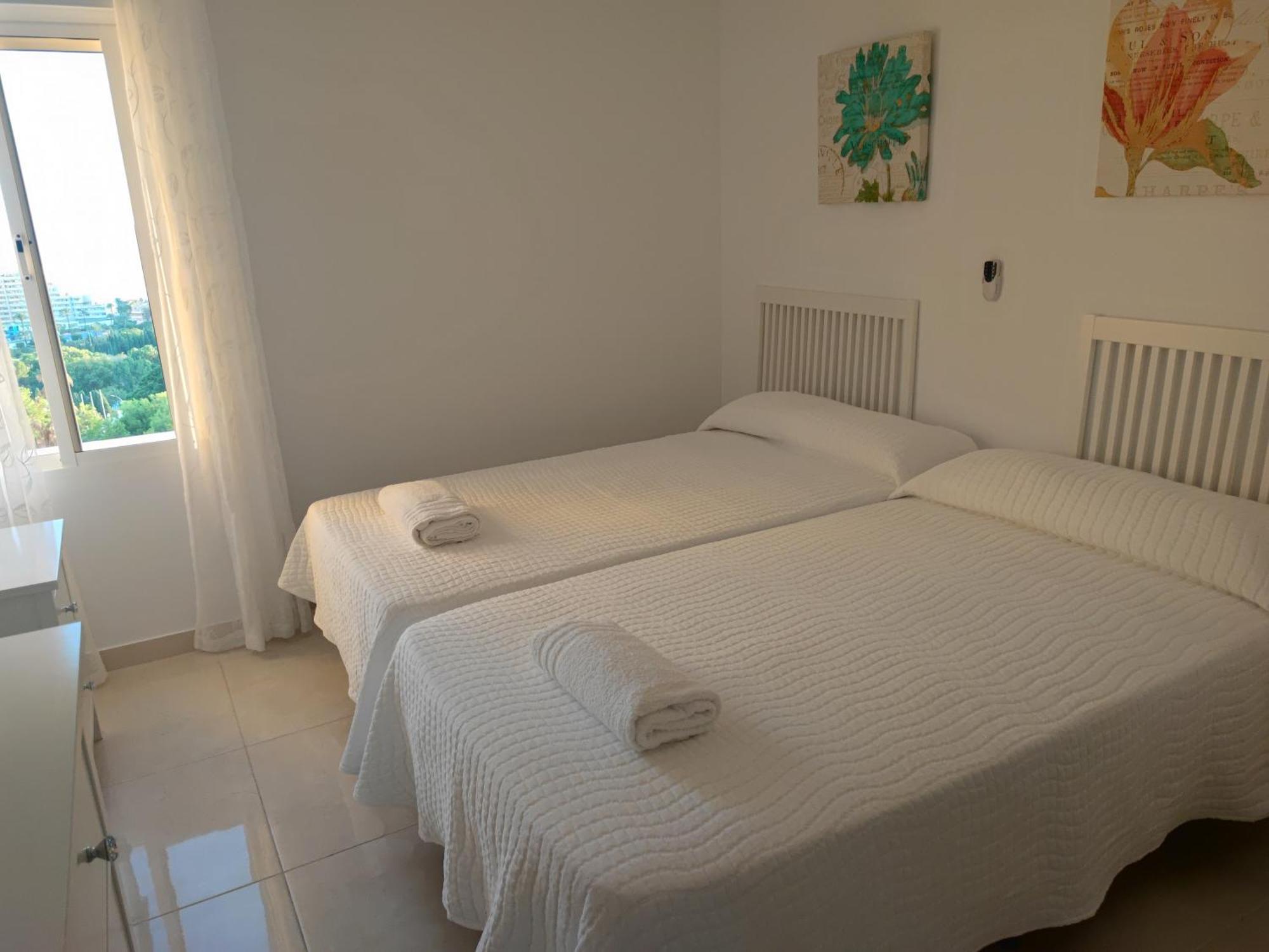 Hercules Paradise 531 Apartamento Con Vistas Al Mar Mediterraneo En Benalmadena A Pasos Del Centro Y Su Vibrante Zona Comercial Disfruta De Una Experiencia Unica En La Costa Del Sol Malaga Andalucia Well-Connected To The Airport Extérieur photo
